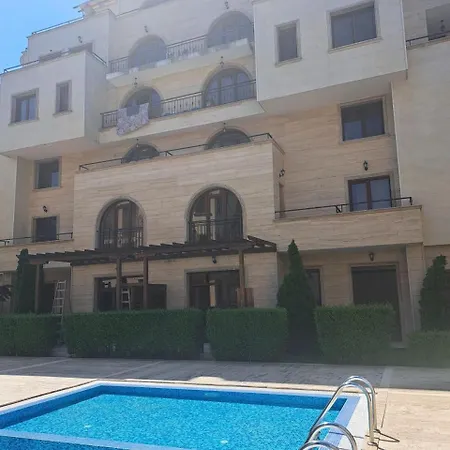 амара б3 студия Apartamento *
